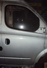 Дверь передняя правая LDV Maxus 561000024